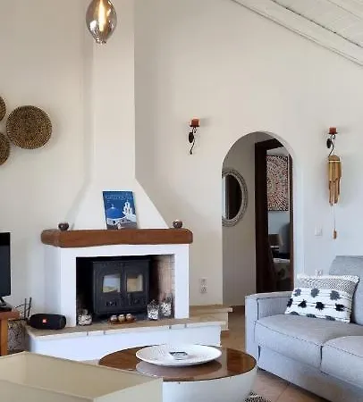 Willa Theia Et Theia